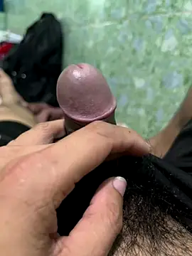 Snapshot of Langtudamdang89 chatting on September 14, 9:08 am Langtudamdang89 online show from September 14, 9:08 am