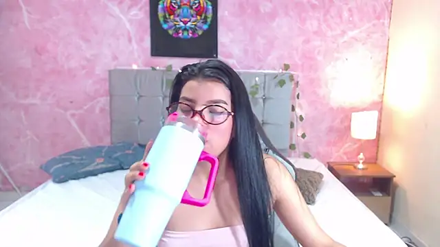 Snapshot of WHANDA_CARVAJAL chatting on September 25, 1:59 pm WHANDA CARVAJAL online show from September 25, 1:59 pm