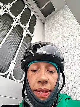 Shantey Laurent online show from January 15, 12:21 pm