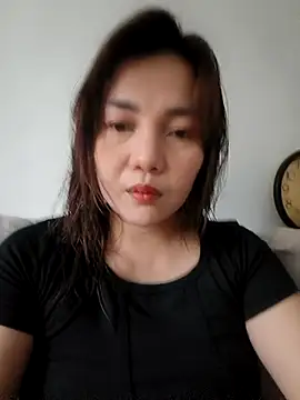 TemptressXOXO online show from September 15, 9:20 am