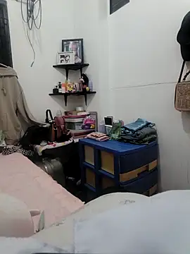 TemptressXOXO online show from September 18, 10:50 am