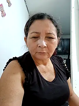 Snapshot of marfil_milf chatting on October 21, 3:02 pm marfil milf online show from October 21, 3:02 pm