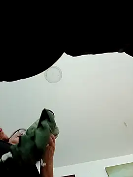 Snapshot of marfil_milf chatting on December 14, 4:56 pm marfil milf online show from December 14, 4:56 pm