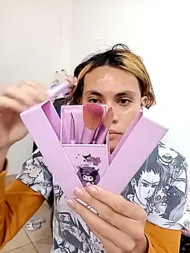 kittymutant99 online show from November 20, 1:11 pm