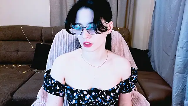 Charming Mysteriousss online show from March 14, 7:52 pm