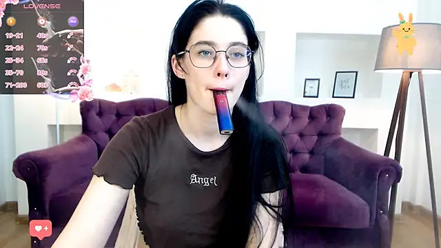 Charming Mysteriousss online show from April 15, 2:13 pm