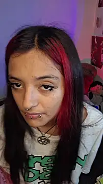 carolinerue online show from March 19, 4:16 am