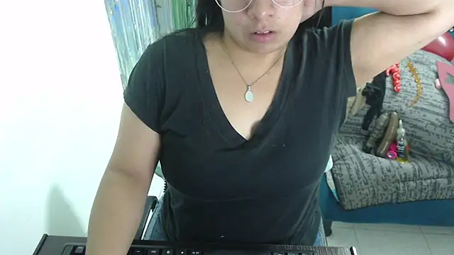 Snapshot of Cristalfire_69 chatting on September 16, 1:34 pm Cristalfire 69 online show from September 16, 1:34 pm