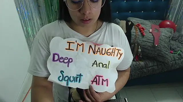 Snapshot of Cristalfire_69 chatting on September 17, 1:02 pm Cristalfire 69 online show from September 17, 1:02 pm