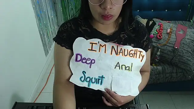 Snapshot of Cristalfire_69 chatting on September 27, 12:43 pm Cristalfire 69 online show from September 27, 12:43 pm