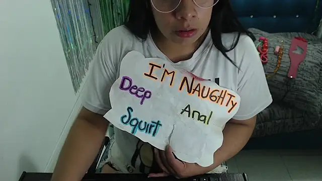 Snapshot of Cristalfire_69 chatting on September 29, 1:27 pm Cristalfire 69 online show from September 29, 1:27 pm