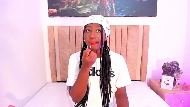 Madison Monroe  online show from October 15, 12:16 pm