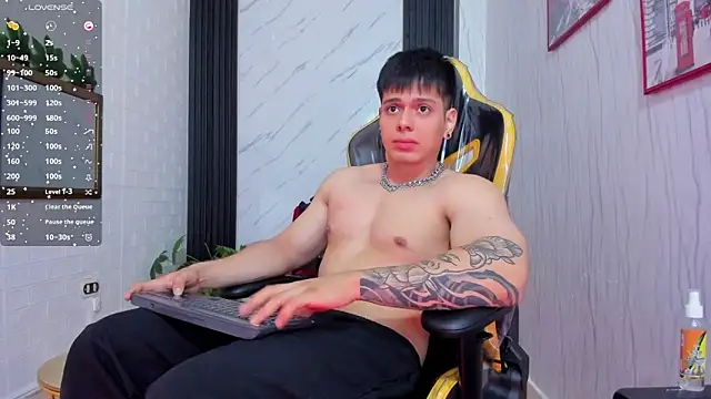 xKevyn online show from September 29, 12:32 pm