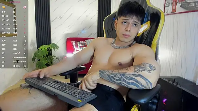 xKevyn online show from November 8, 12:27 pm