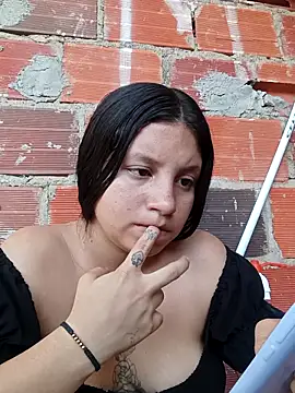 Shell Latina online show from September 19, 3:45 pm