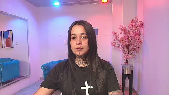 Black roseee online show from April 22, 4:37 am