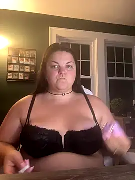 Snapshot of PlayWithBrittany chatting on September 26, 2:04 am PlayWithBrittany online show from September 26, 2:04 am