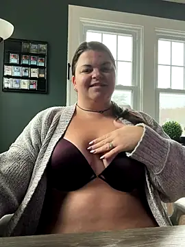 PlayWithBrittany online show from October 29, 12:40 pm