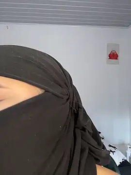 rhizanthella  online show from December 5, 2:47 pm