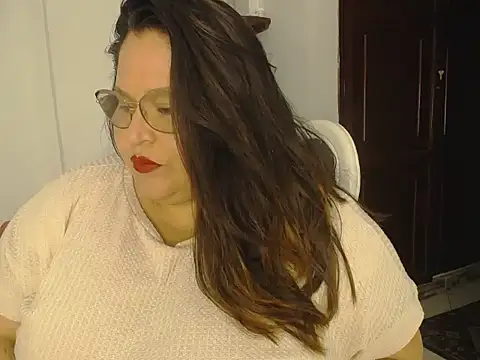 Snapshot of BigBoss_Paris69 chatting on October 16, 10:55 pm BigBoss Paris69 online show from October 16, 10:55 pm