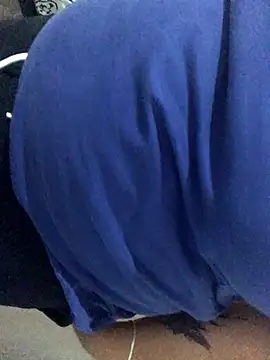 luzmelzinha online show from November 9, 6:06 pm