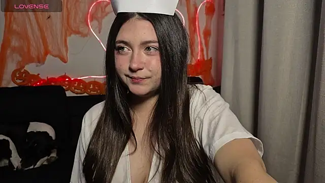 Snapshot of valentinauwu chatting on October 25, 4:20 am valentinauwu online show from October 25, 4:20 am