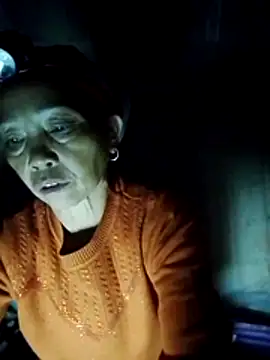 -Xuka-200 online show from November 6, 11:11 am