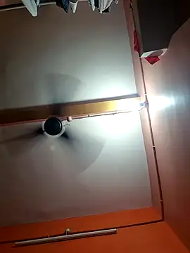 soniriyaa010101 online show from October 25, 9:28 am