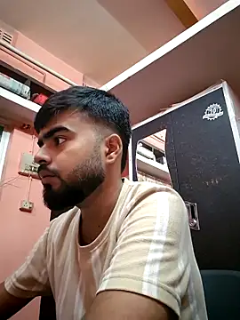 soniriyaa010101 online show from November 11, 8:14 am