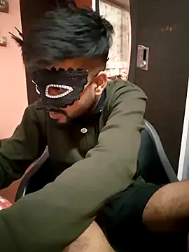 soniriyaa010101 online show from February 5, 9:08 pm