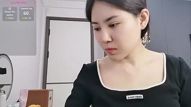 luckckcj online show from March 4, 8:53 am