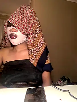 snowwhittie online show from September 25, 4:49 am