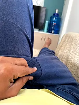 sunnu 97  online show from October 13, 7:41 am