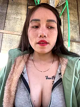 chipp-bong online show from November 28, 1:41 am