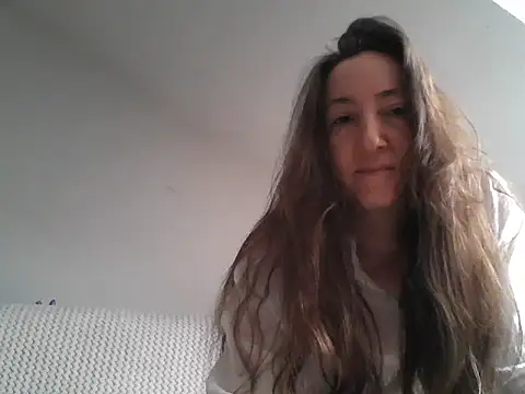 Snapshot of Valessya chatting on May 16, 11:09 am Valessya online show from May 16, 11:09 am