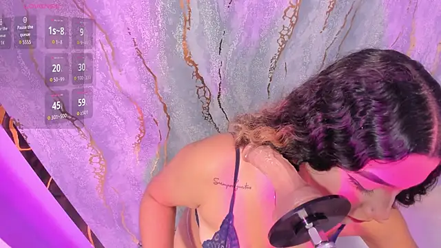 mia cataleiya online show from October 7, 11:51 am