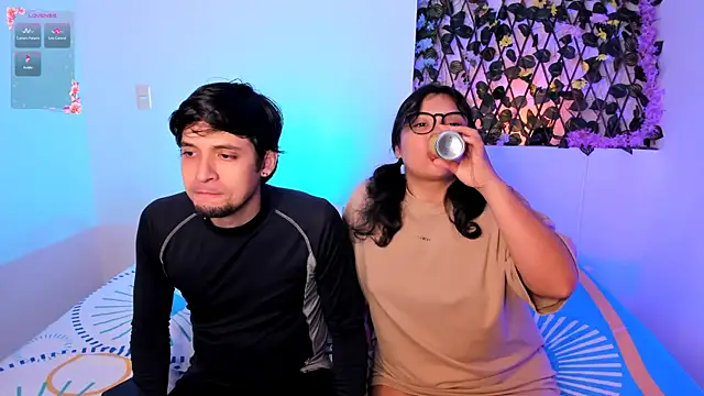 kylietimothee online show from November 9, 4:00 am