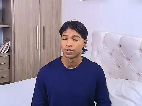 Snapshot of cassian_gold chatting on May 12, 4:04 pm cassian gold online show from May 12, 4:04 pm
