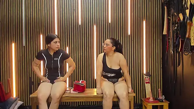 VantablackBDSMShow  online show from April 6, 12:17 pm