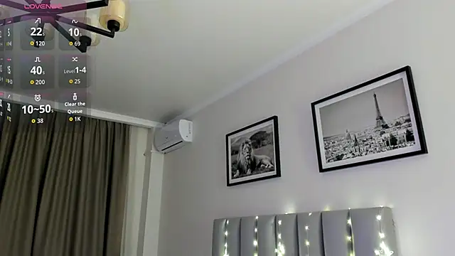 Snapshot of yanyaan chatting on February 20, 8:42 pm yanyaan online show from February 20, 8:42 pm