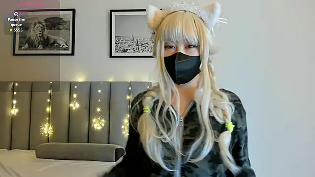 Snapshot of yanyaan chatting on February 21, 8:43 pm yanyaan online show from February 21, 8:43 pm