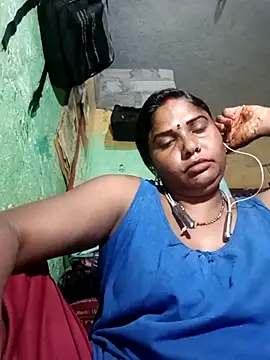 SweetKomal89 online show from November 1, 8:44 pm