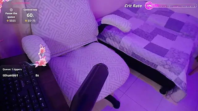 chloe tgn online show from October 5, 7:23 pm