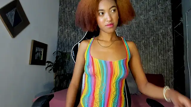 Snapshot of Alisha_Ebonyy chatting on September 26, 12:09 pm Alisha Ebonyy online show from September 26, 12:09 pm