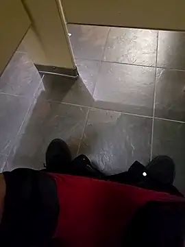 Snapshot of maxelbueno chatting on September 28, 9:09 pm maxelbueno online show from September 28, 9:09 pm