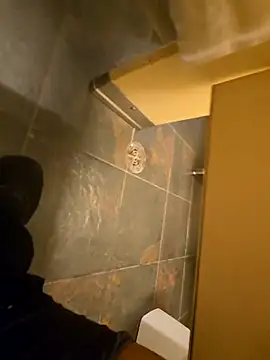 Snapshot of maxelbueno chatting on October 20, 9:26 pm maxelbueno online show from October 20, 9:26 pm