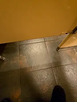 Snapshot of maxelbueno chatting on November 9, 5:11 pm maxelbueno online show from November 9, 5:11 pm