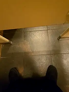 Snapshot of maxelbueno chatting on November 16, 10:37 pm maxelbueno online show from November 16, 10:37 pm