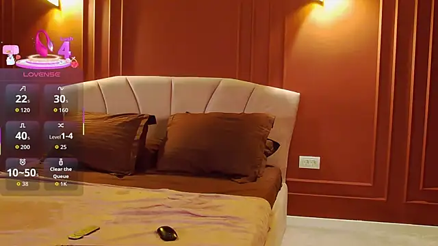 Olivia Haze online show from October 9, 5:55 pm