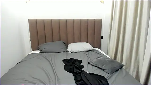 Snapshot of Maakimita chatting on November 25, 3:12 pm Maakimita online show from November 25, 3:12 pm